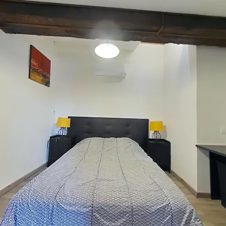 Apartment 41 3, Rue Trivalle A